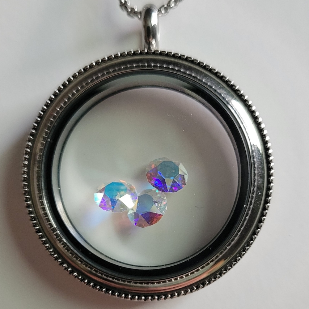 Origami Owl Locket Necklace with Charms